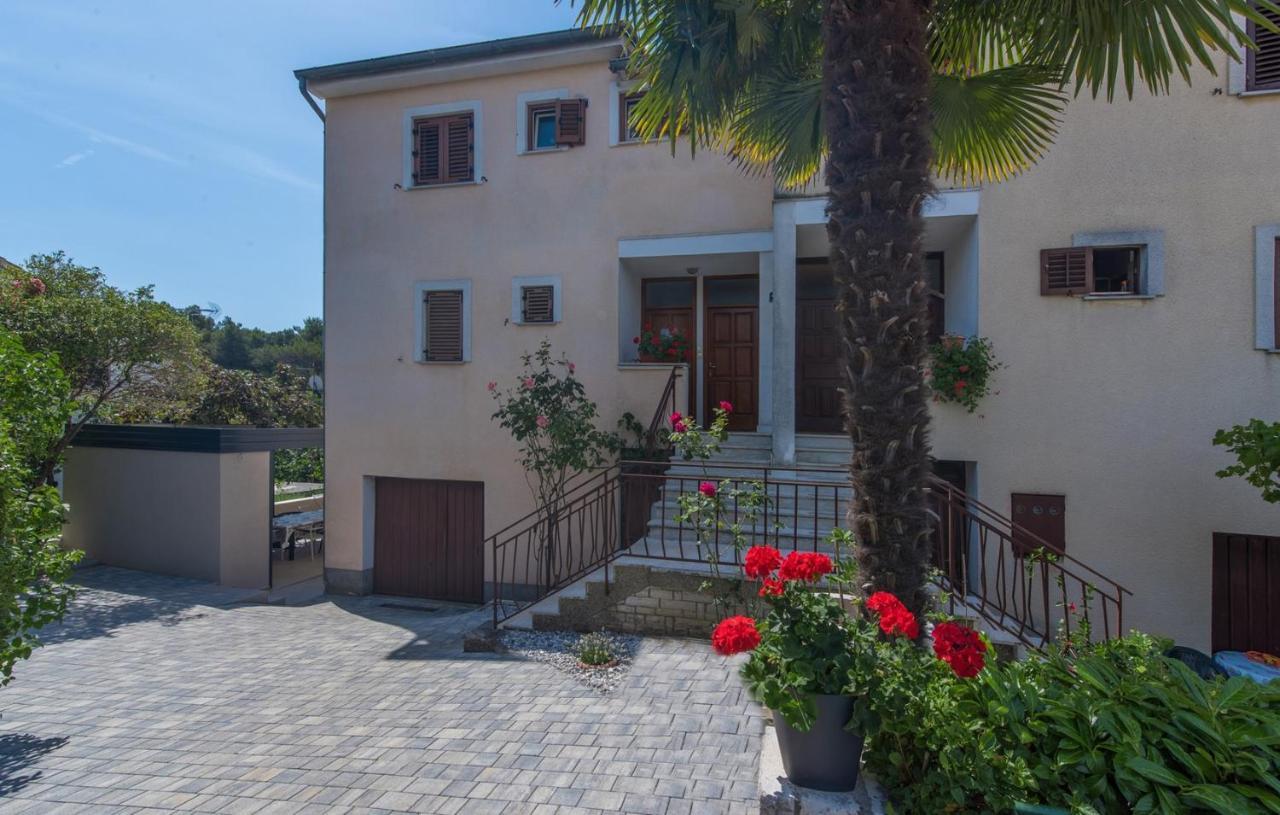 Apartment Vitamare Porec Ngoại thất bức ảnh